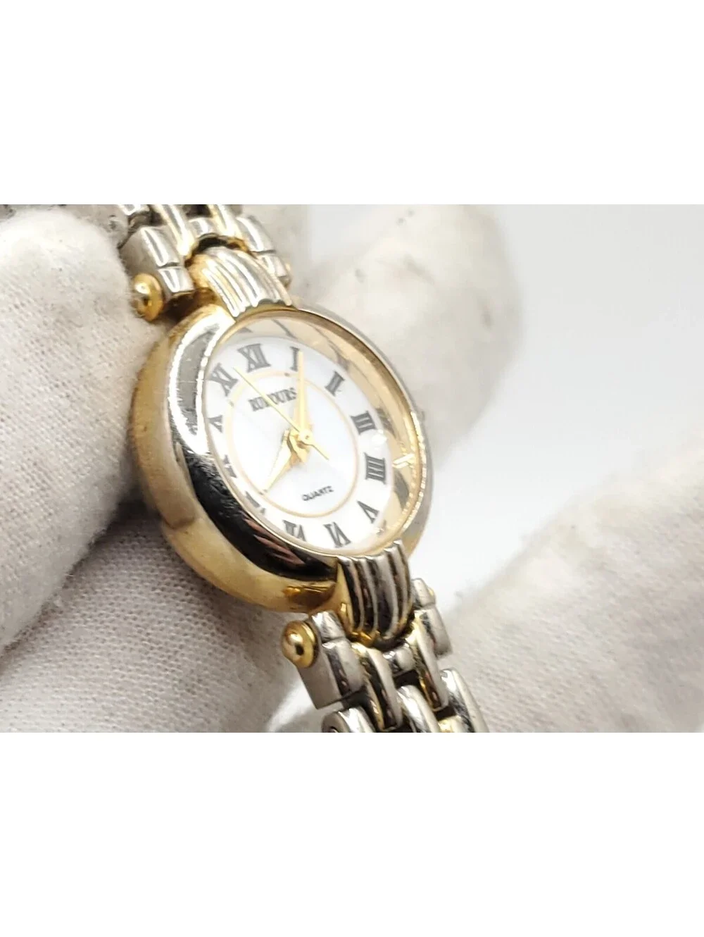 Rumours Quartz Watch New Battey Two-Tone White Dial 20mm